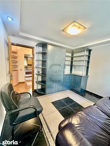 Apartament cu 3 camere decomandat, mobilat în Nerva Traian