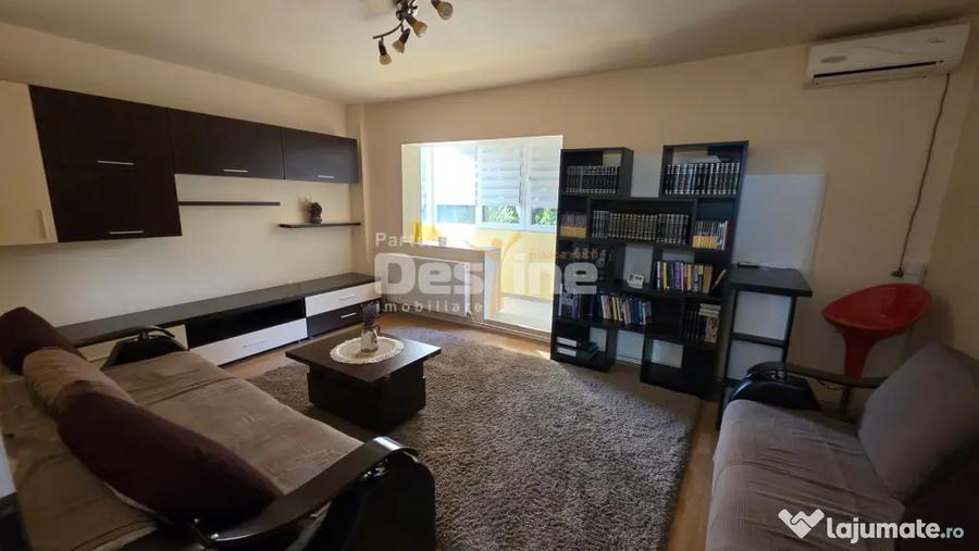 Apartament cu 3 camere decomandat, mobilat în Cornitoiu