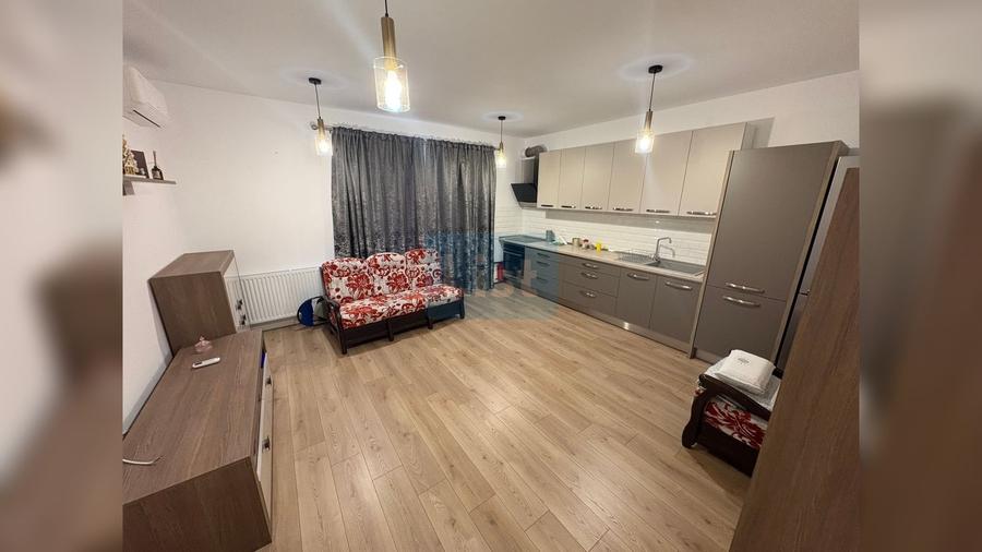 Apartament cu 2 camere semidecomandat, mobilat în B-dul București