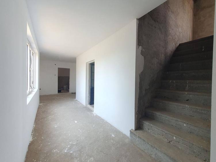 Casă cu 4 camere în Tuzla
