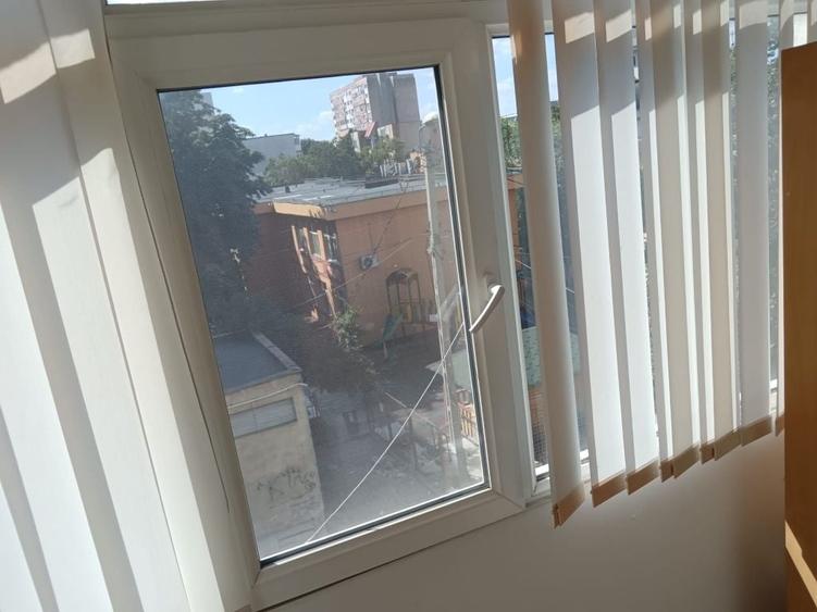 Apartament cu 2 camere decomandat în Unirii Sud