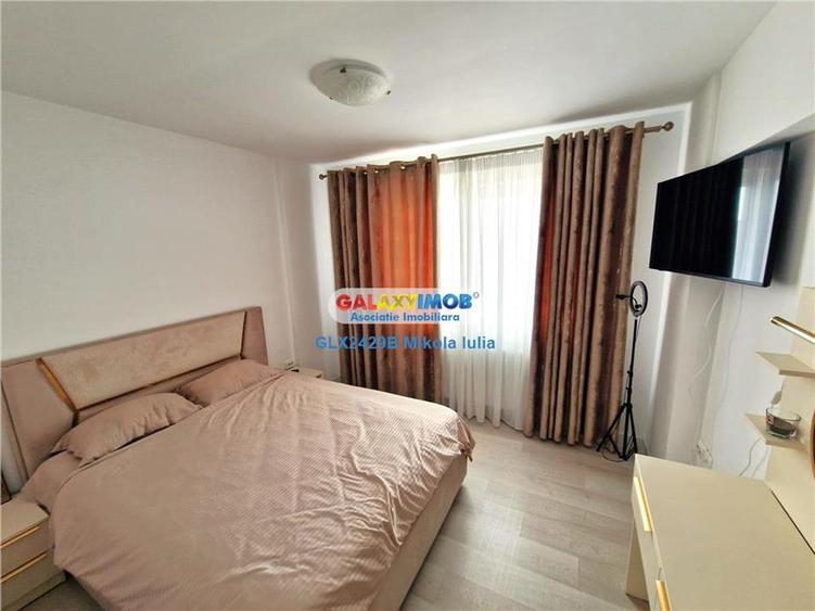 Apartament cu 3 camere decomandat, mobilat în Central