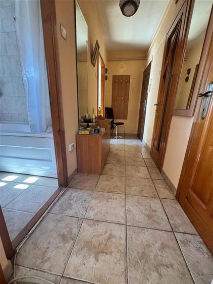 Apartament cu 2 camere semidecomandat în Aleea cu Cireși