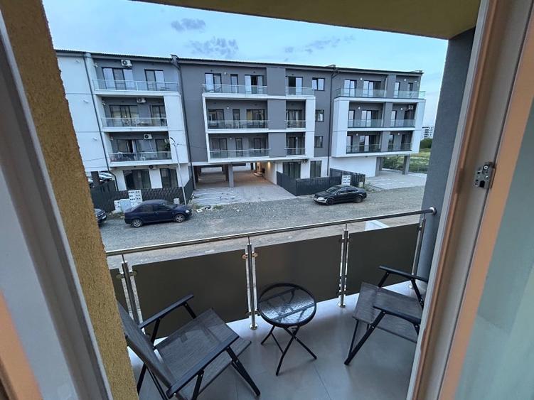 Apartament cu 2 camere decomandat, mobilat în Giroc