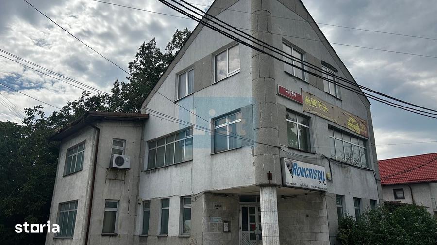 Spațiu comercial, de 300 mp, în Gară