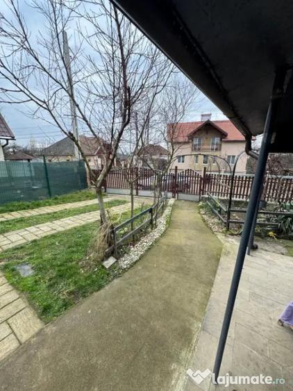 Casă cu 3 camere cu Teren 600 Mp în Posta