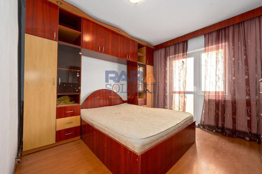 Apartament cu 3 camere decomandat, mobilat în Sud