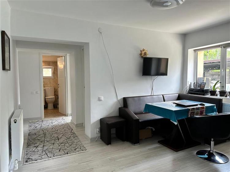 Casă individuală cu 3 camere cu Teren 1318 Mp în Holboca
