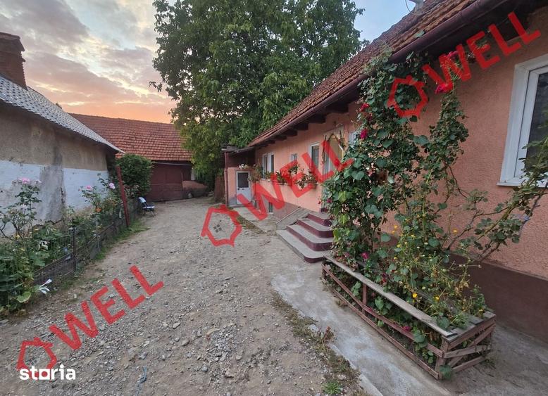 Casă cu Teren 852 Mp în Teliu