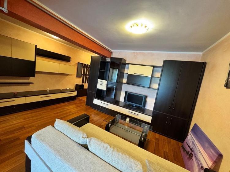 Apartament cu 2 camere semidecomandat în Bună Ziua