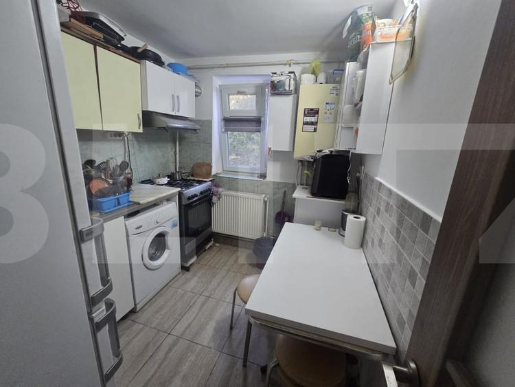 Garsonieră decomandată, mobilată în Progresul I