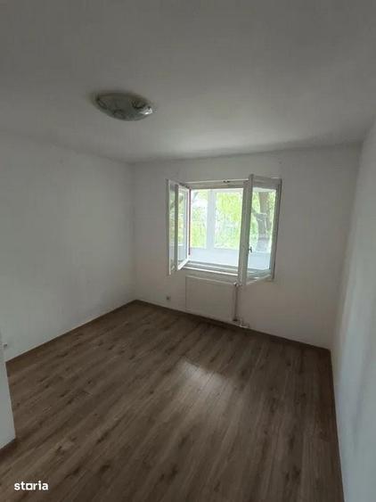 Apartament cu 3 camere în Constructorilor