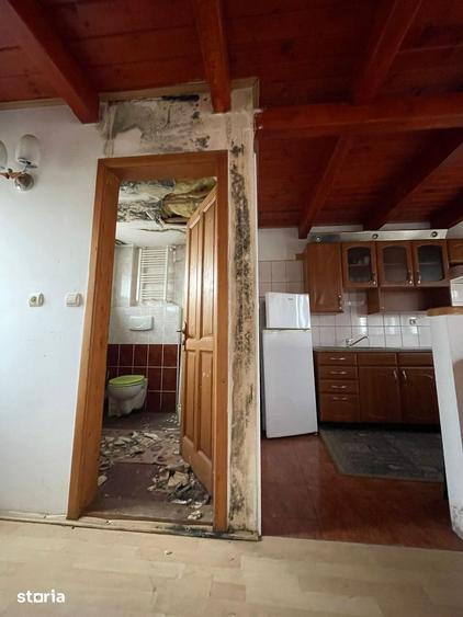 Casă cu 4 camere cu Teren 427 Mp în Central