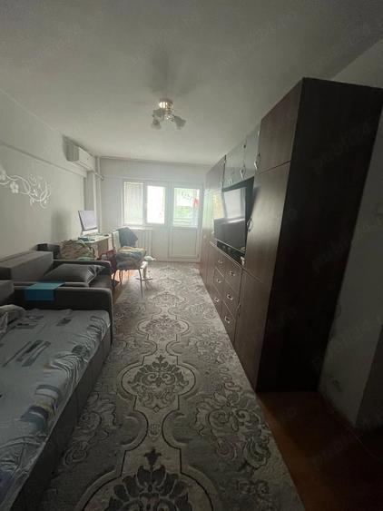 Apartament cu 2 camere decomandat în Dristor