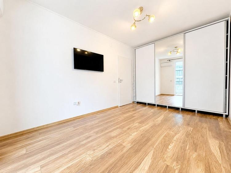 Apartament cu 3 camere decomandat în Aradului