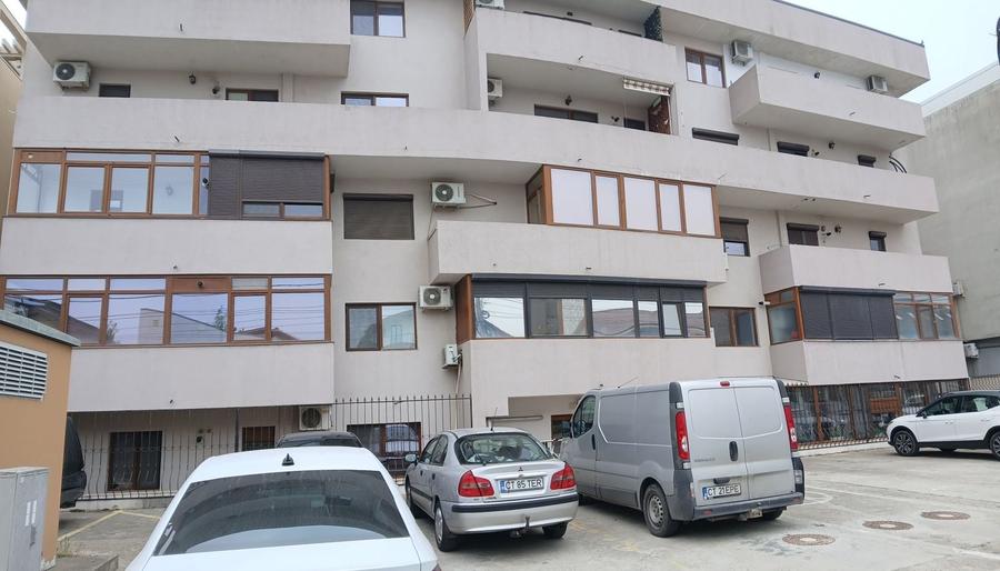 Apartament cu 2 camere decomandat în Nord