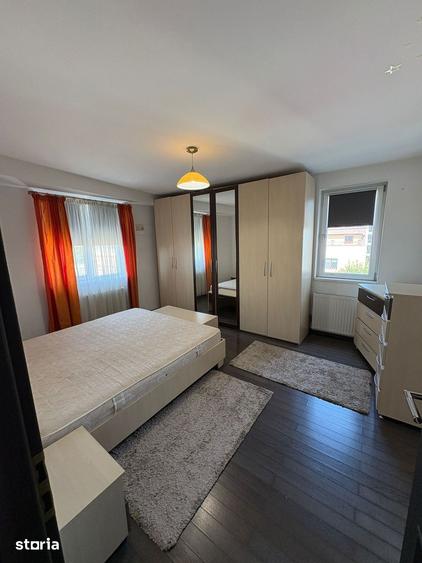 Apartament cu 3 camere decomandat în Ghencea