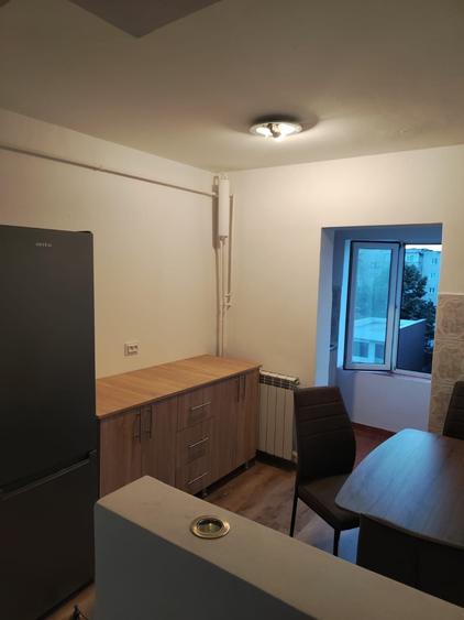 Apartament cu 2 camere decomandat în Kiseleff