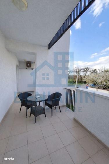 Apartament cu 3 camere semidecomandat în Făcăi