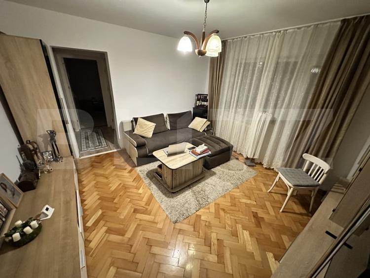 Apartament cu 2 camere semidecomandat, mobilat în Ultracentral