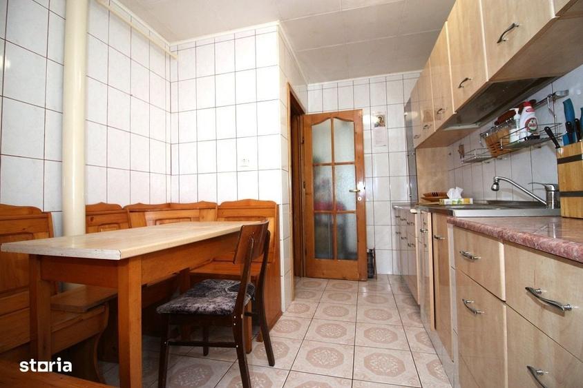 Apartament cu 3 camere decomandat în Alecu Russo