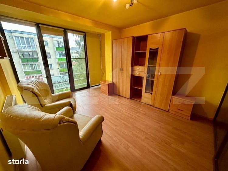 Apartament cu 3 camere în Decebal