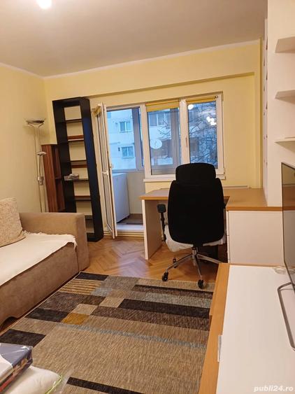 Garsonieră decomandată în Complex Studențesc