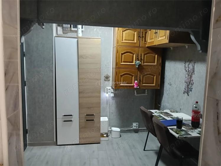 Apartament cu 3 camere decomandat în Rahova