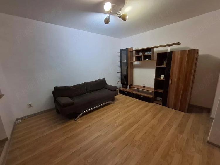 Apartament cu 2 camere decomandat, mobilat în Vest