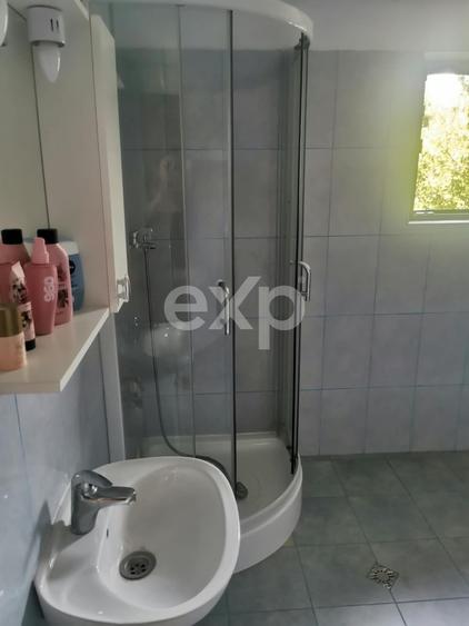Casă individuală cu 5 camere cu Teren 700 Mp în Ungureni (Dragomirești)