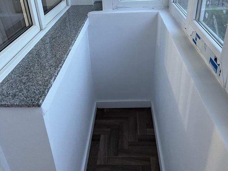 Apartament cu 2 camere decomandat, mobilat în Decebal