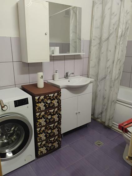 Garsonieră decomandată în Central