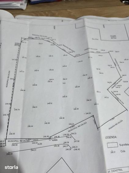 Teren de 892 mp, în Central