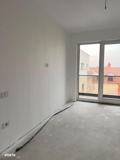 Apartament cu 3 camere în Cantemir