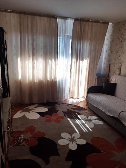 Apartament cu 2 camere decomandat în Exterior Vest