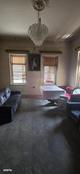 Casă cu 4 camere cu Teren 163 Mp în Transilvaniei