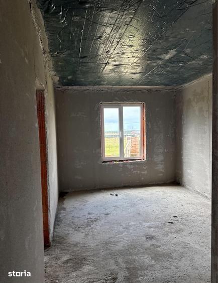Casă cu 3 camere cu Teren 502 Mp în Sânmartin