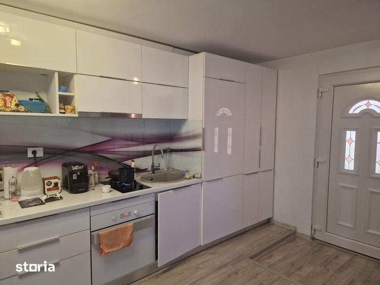 Pt studenti.apt cu un dormitor baie si living - 5