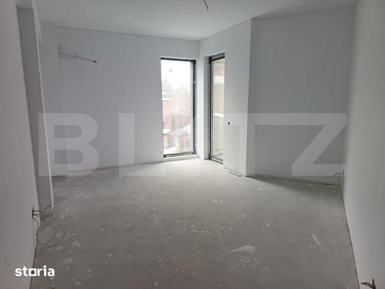 Apartament cu 3 camere în Mihai Bravu
