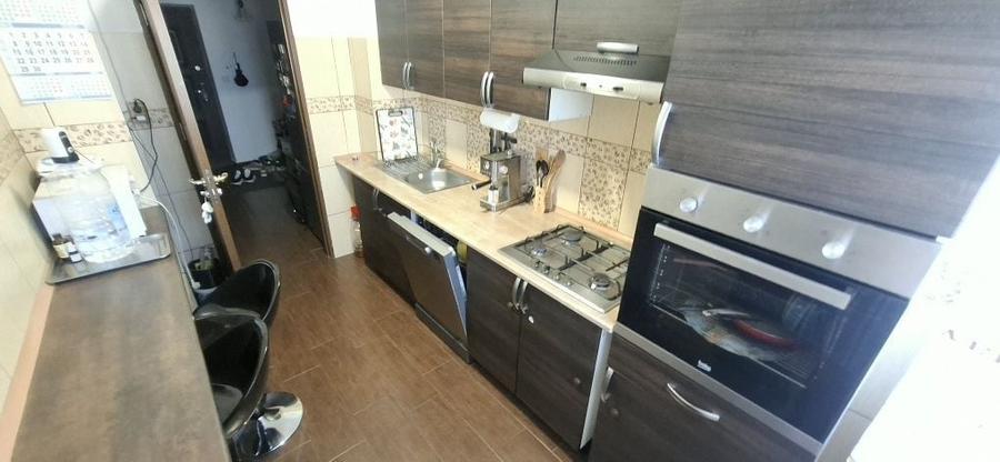 Apartament cu 2 camere decomandat în Crângași
