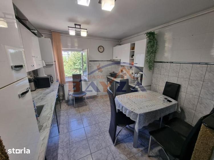 Apartament cu 3 camere decomandat în Ultracentral