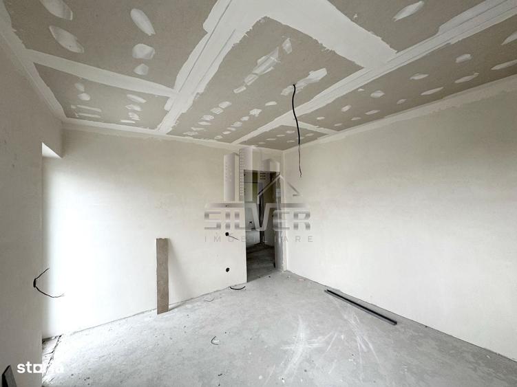 Casă cu 4 camere în Chinteni