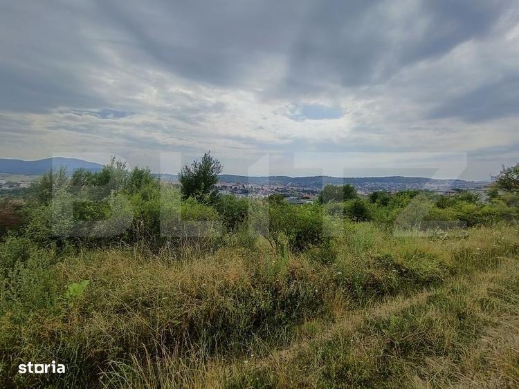 Teren Intravilan, de vanzare, 918 mp, zona Livada Meses - 2