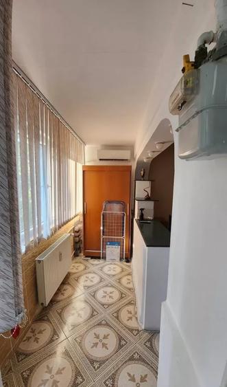 Apartament cu 3 camere decomandat, mobilat în Dristor