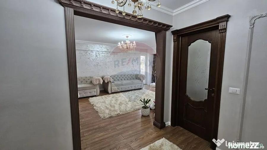 Apartament cu 3 camere decomandat în Burdujeni