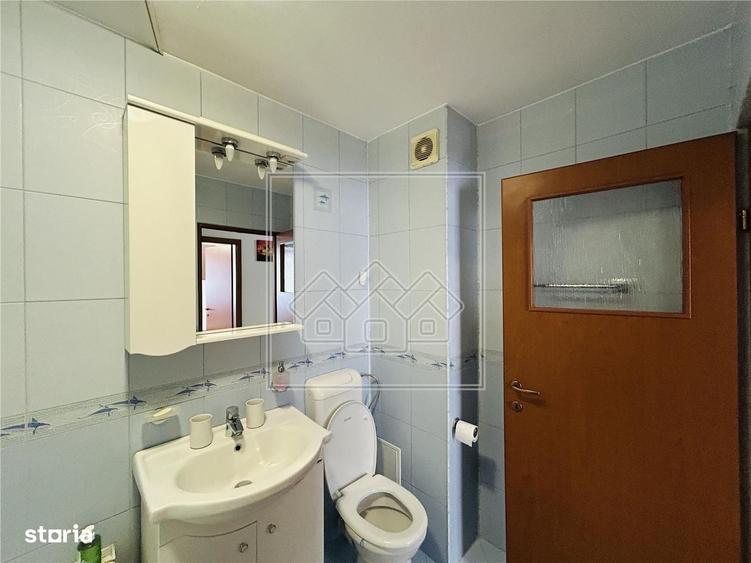 Apartament mobilat si utilat, 3 camere, balcon, zona Rahova - 16