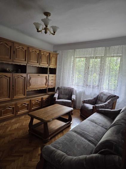 Inchiriez apartament 4 camere Alba Iulia, str. Mircea cel Batran (Exclus agentii) - 1