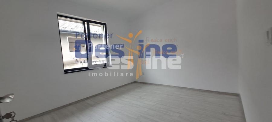 Casă individuală cu 4 camere cu Teren 440 Mp în Valea Adâncă