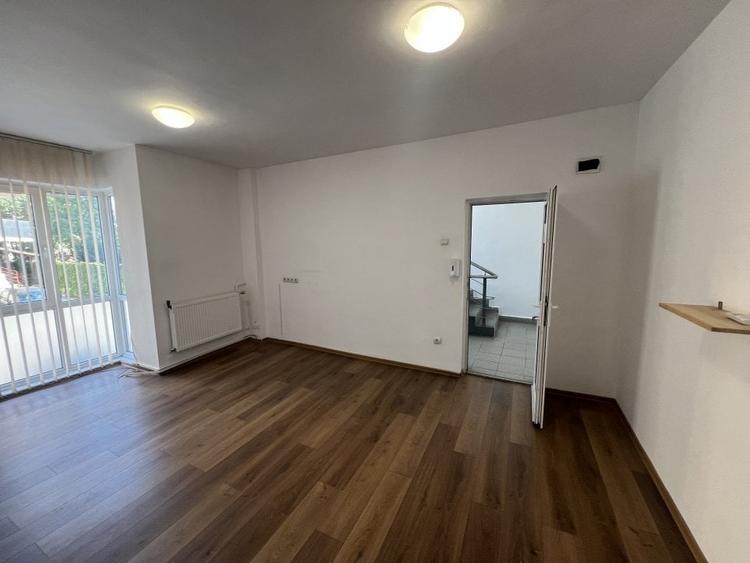 Birou, de 43 mp, în Zorilor