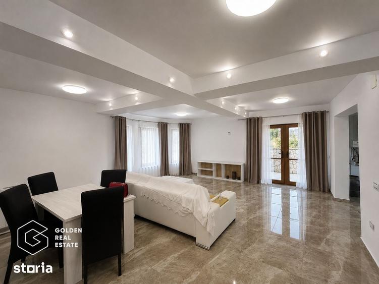 Casă cu 5 camere cu Teren 417 Mp în Vladimirescu
